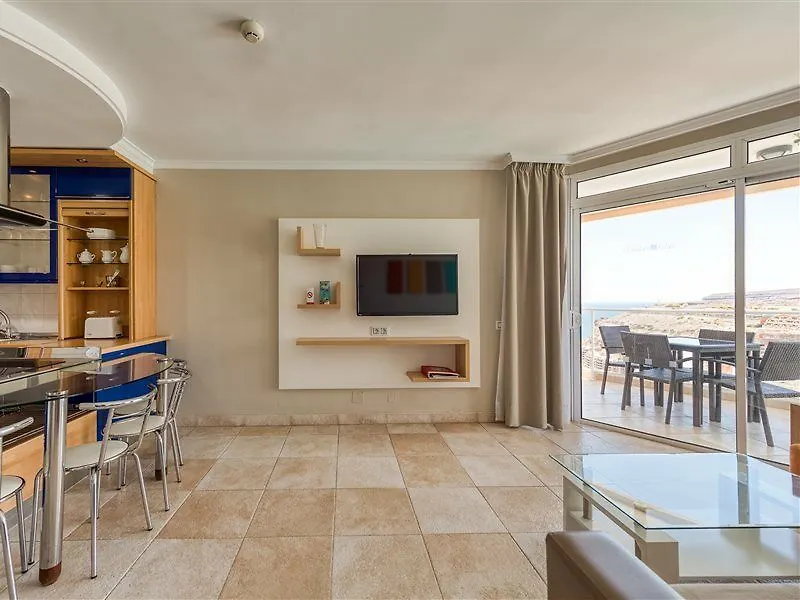 **** Hotel apartamentowy Holiday Club Vista Amadores Hiszpania